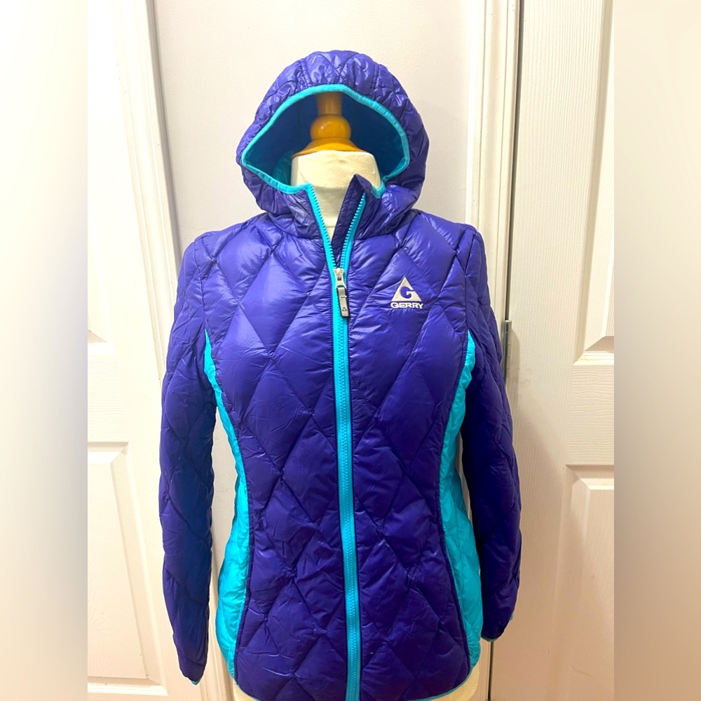 Gerry Lightweight Down Jacket with Hood.